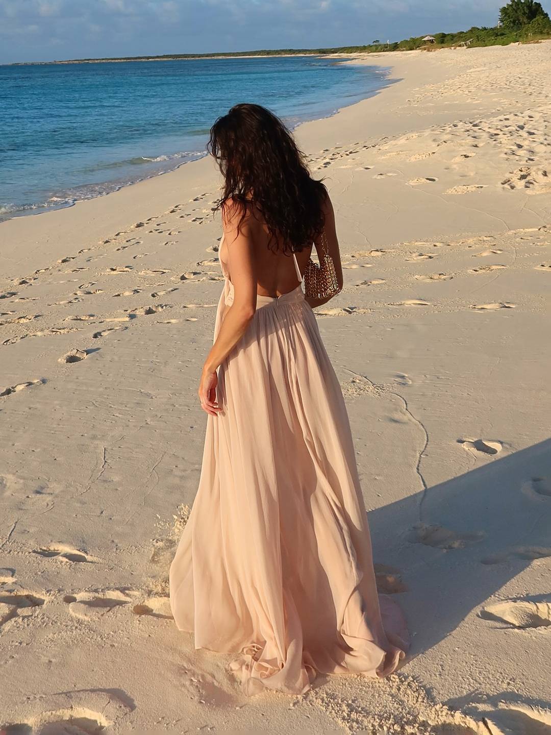Camille | Langes Drapiertes Kleid mit Rückenfreiem Schnitt - Image 2