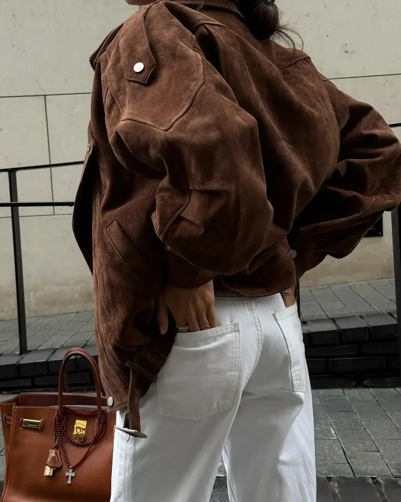 Carla | Braune Oversize-Jacke aus Wildleder für Damen - Image 8