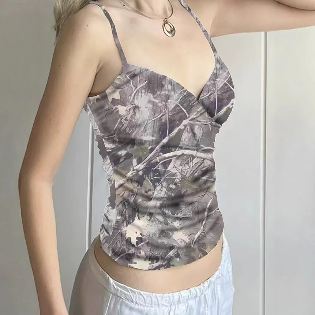 Caroline- Damen Tops mit kunstvollem Grafikdruck - Image 3