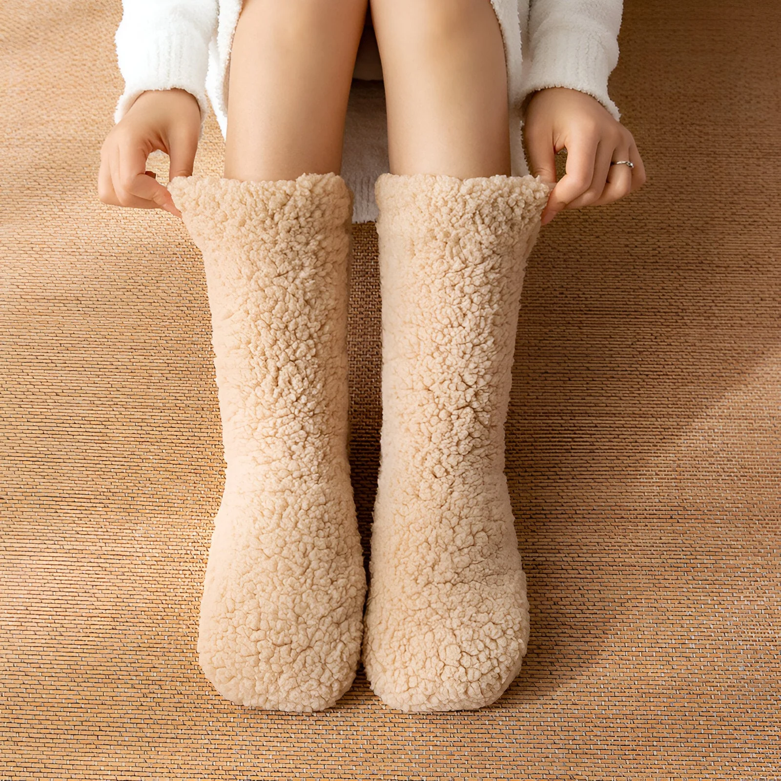 Caroline | Kuschelige Samt-Fleece-Socken für Damen - Image 9