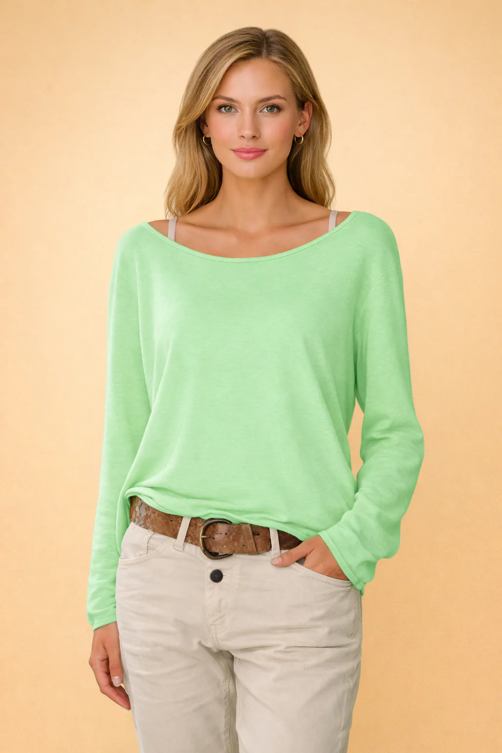Cassey | Schlichtes langärmliges T-Shirt - Image 4