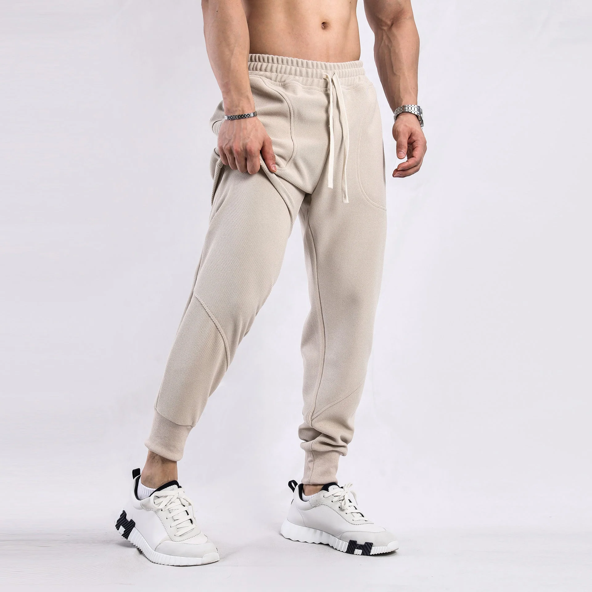 Cassius | Sportliche Jogginghose - Image 2