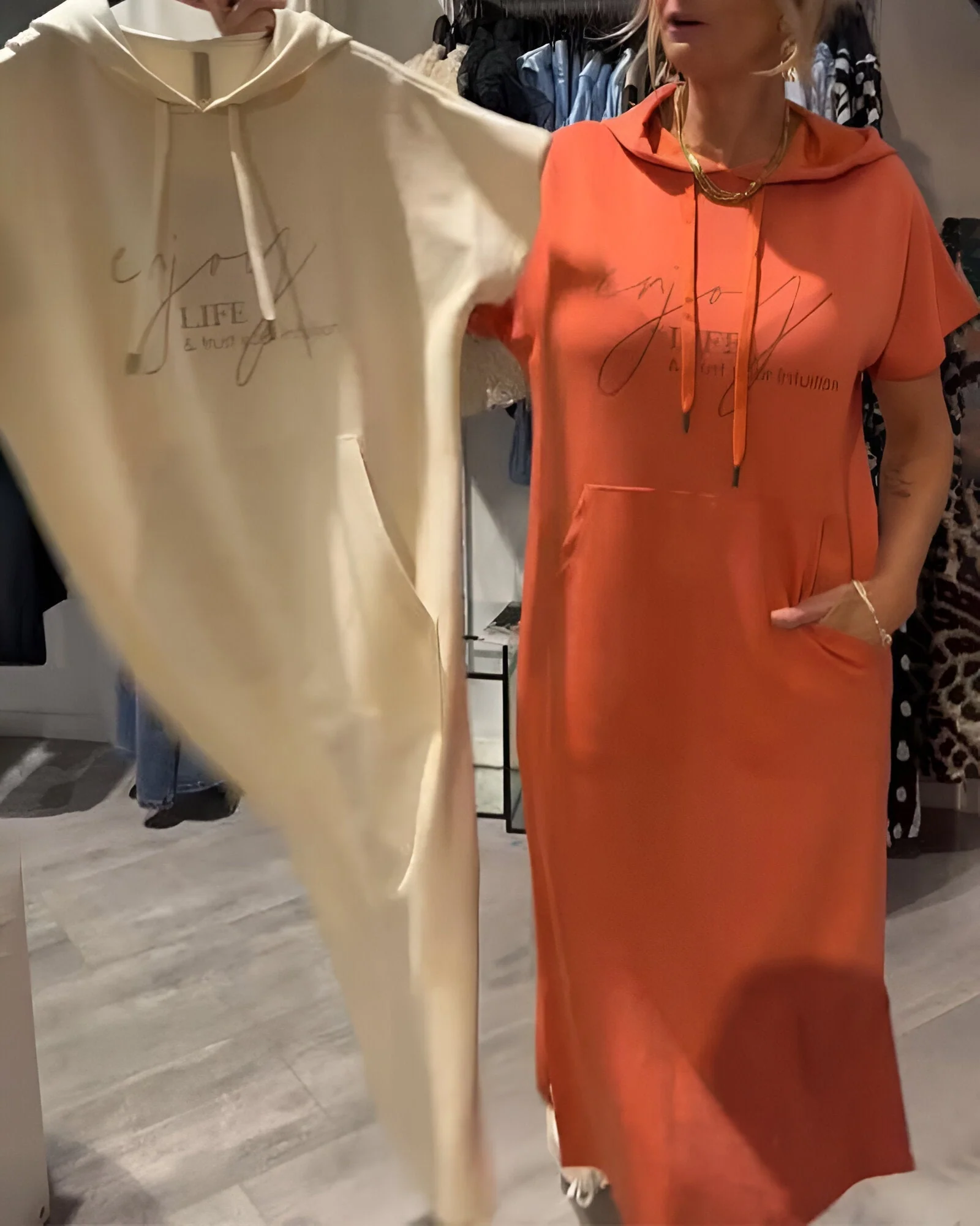 Catalina | Bequemes Hoodie-Kleid - Image 18