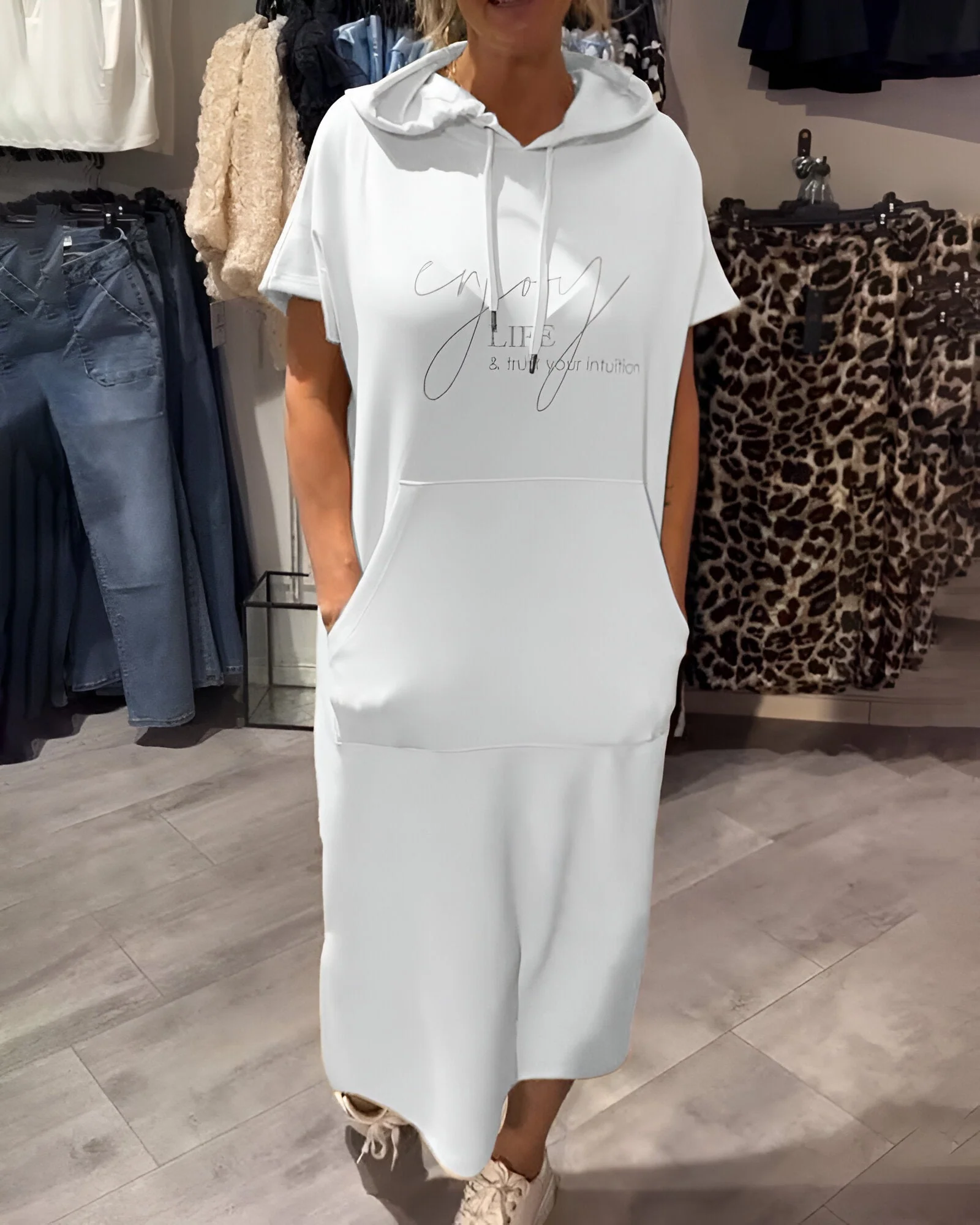 Catalina | Bequemes Hoodie-Kleid - Image 25