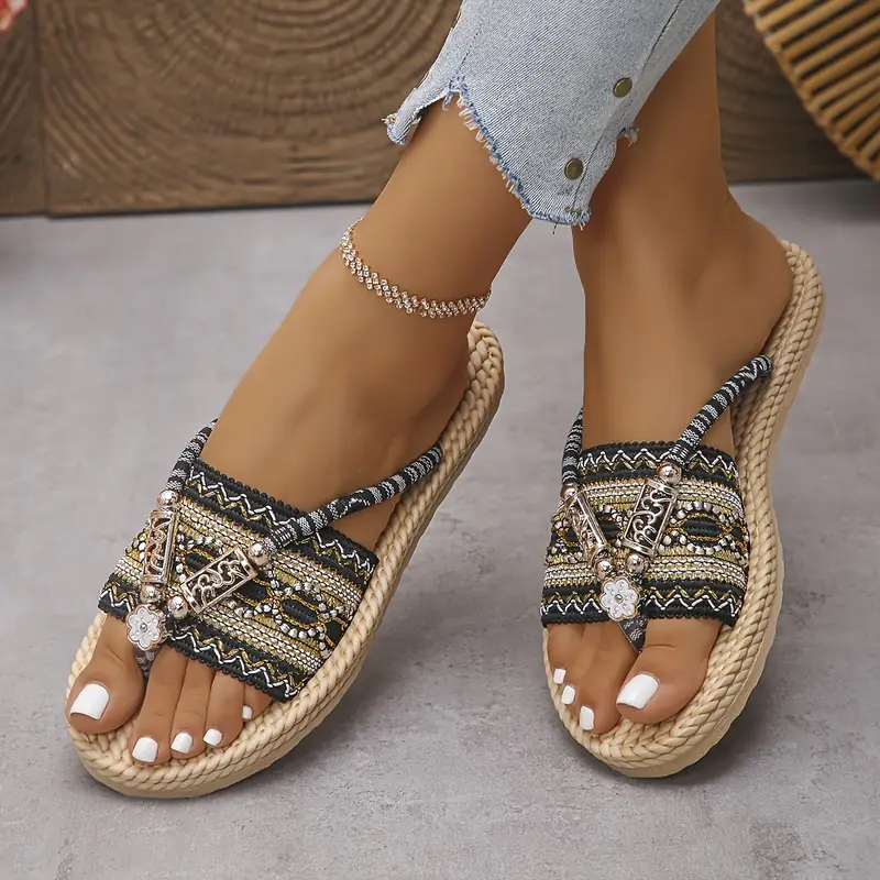 Cedie – Boho-Sandalen mit Perlen und geflochtenem Seil - Image 9