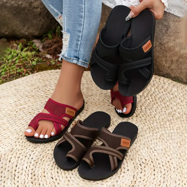 Celia | Gleitsandalen aus perforiertem Mesh - Image 4