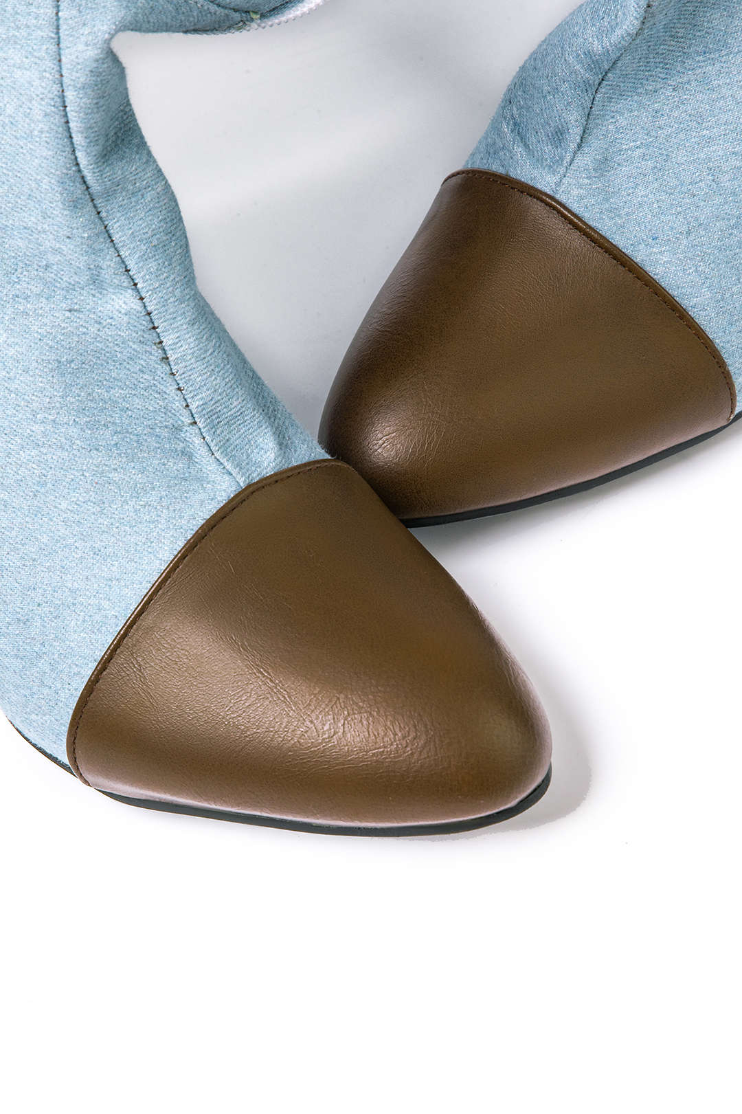 Chloe | Denim kniehohe Stiefel mit Absatz & Einstellbar Braun Gürtel - Image 2