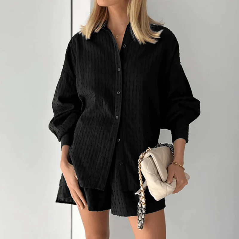 Christa | Luftiges Baumwoll-Set mit Oversized-Bluse & Shorts - Image 2