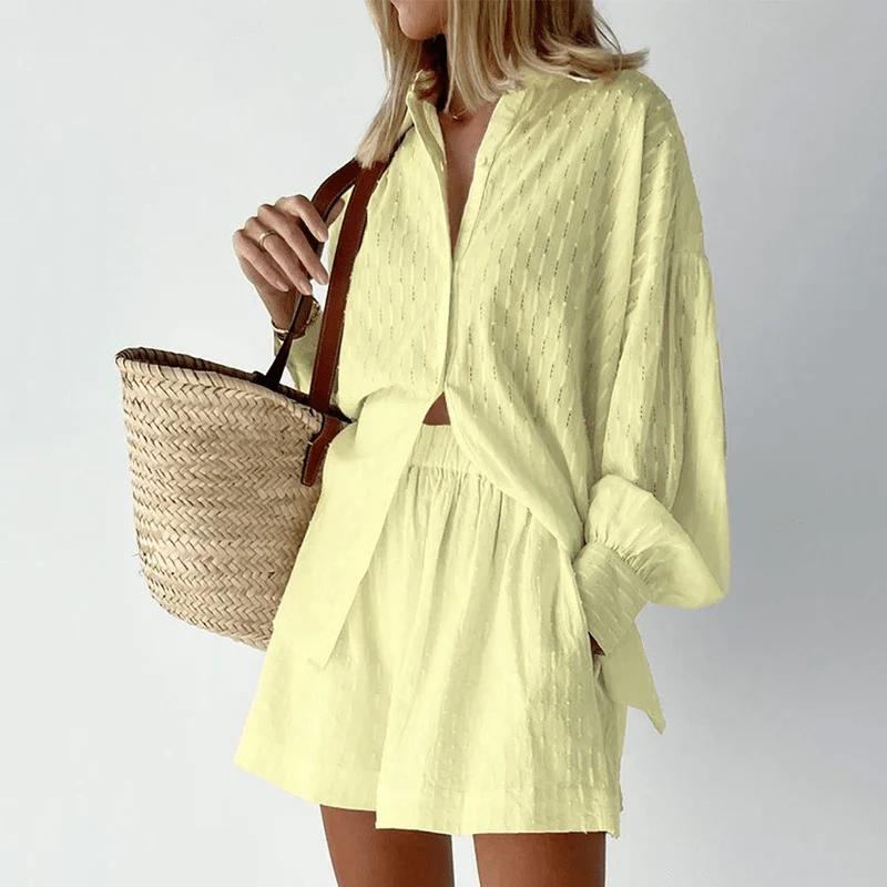 Christa | Luftiges Baumwoll-Set mit Oversized-Bluse & Shorts - Image 3