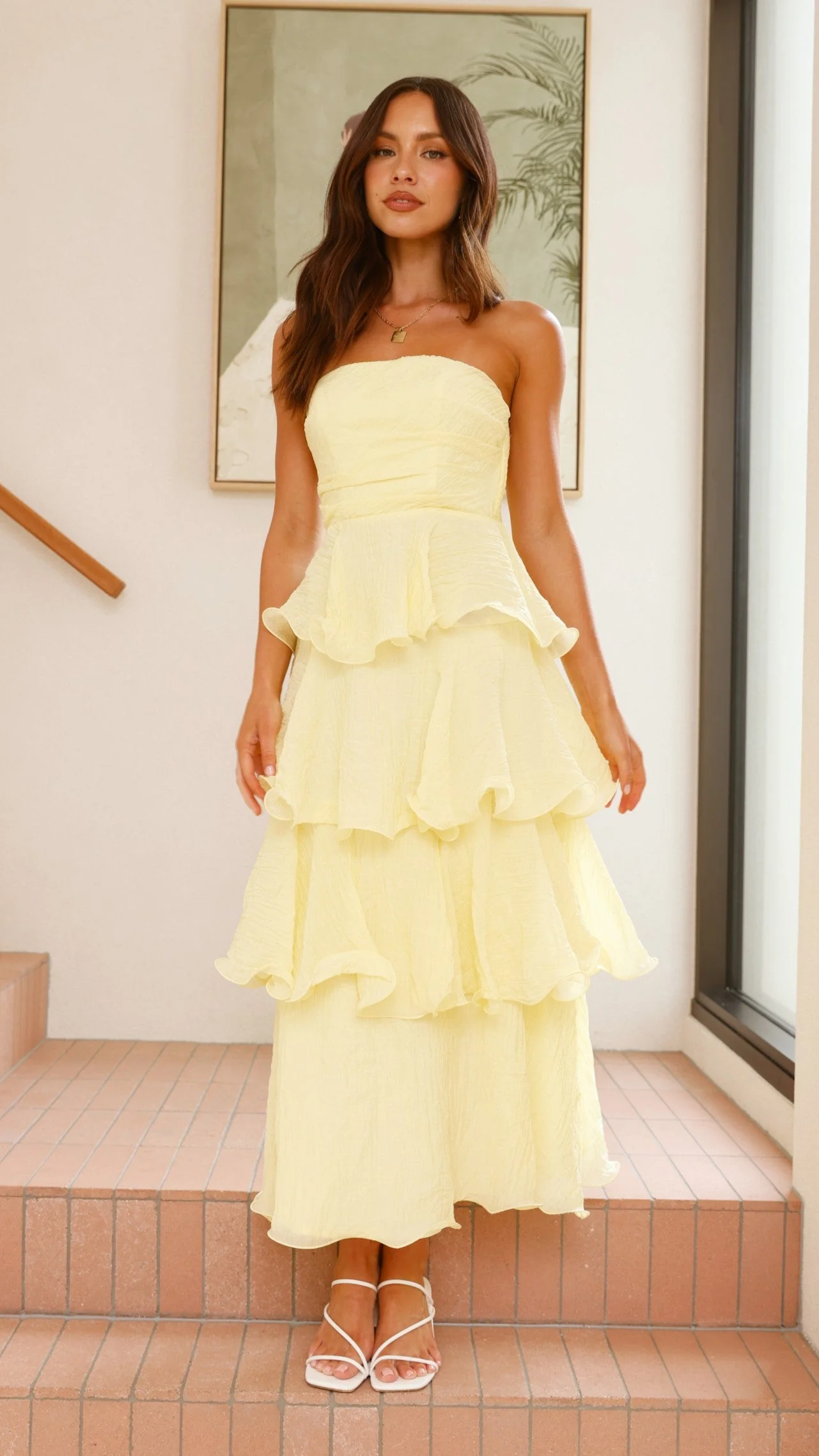 Claire | Schulterfreies Stufen-Maxikleid - Image 12