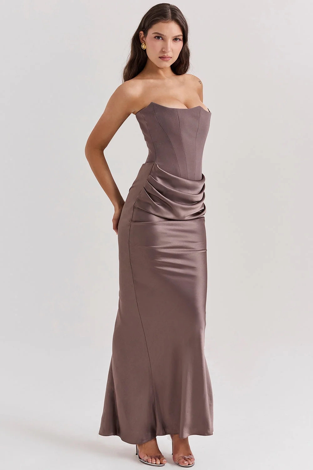 Clara – Elegantes trägerloses Damen Maxikleid - Image 3
