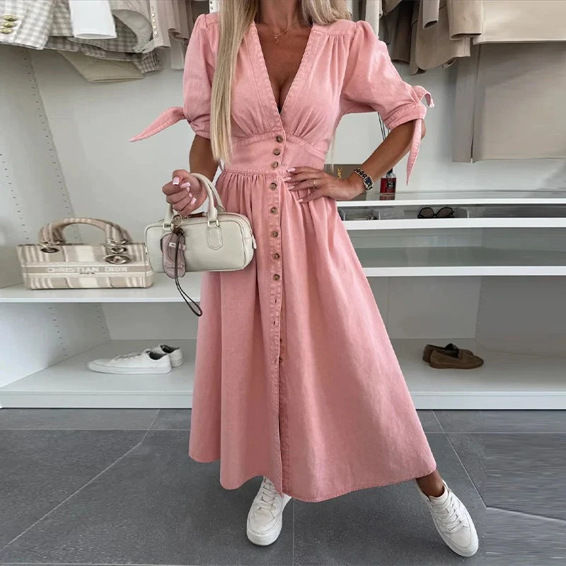 Clarina | Kleid mit tiefem V-Ausschnitt und Schlitz - Image 10