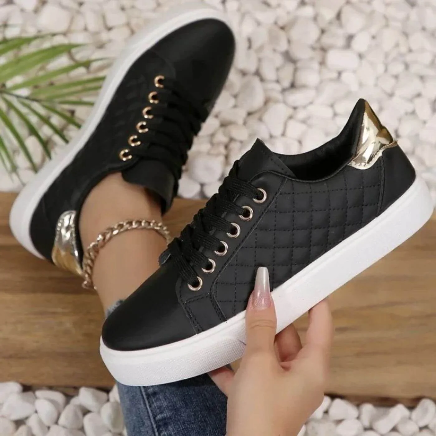 Claudia – Orthopädische Schuhe für den ganzen Tag - Image 4