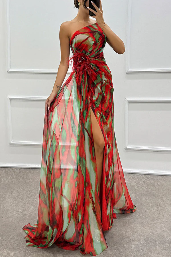 Claudia - Schulterfreies Maxikleid mit Aquarellprint, Federrosen & Schlitz - Image 2