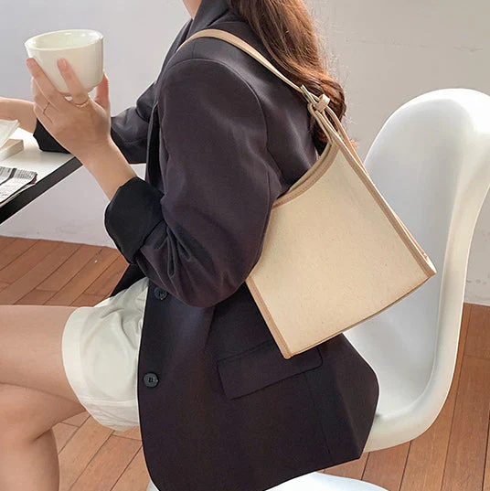 COLEEN - Image 20