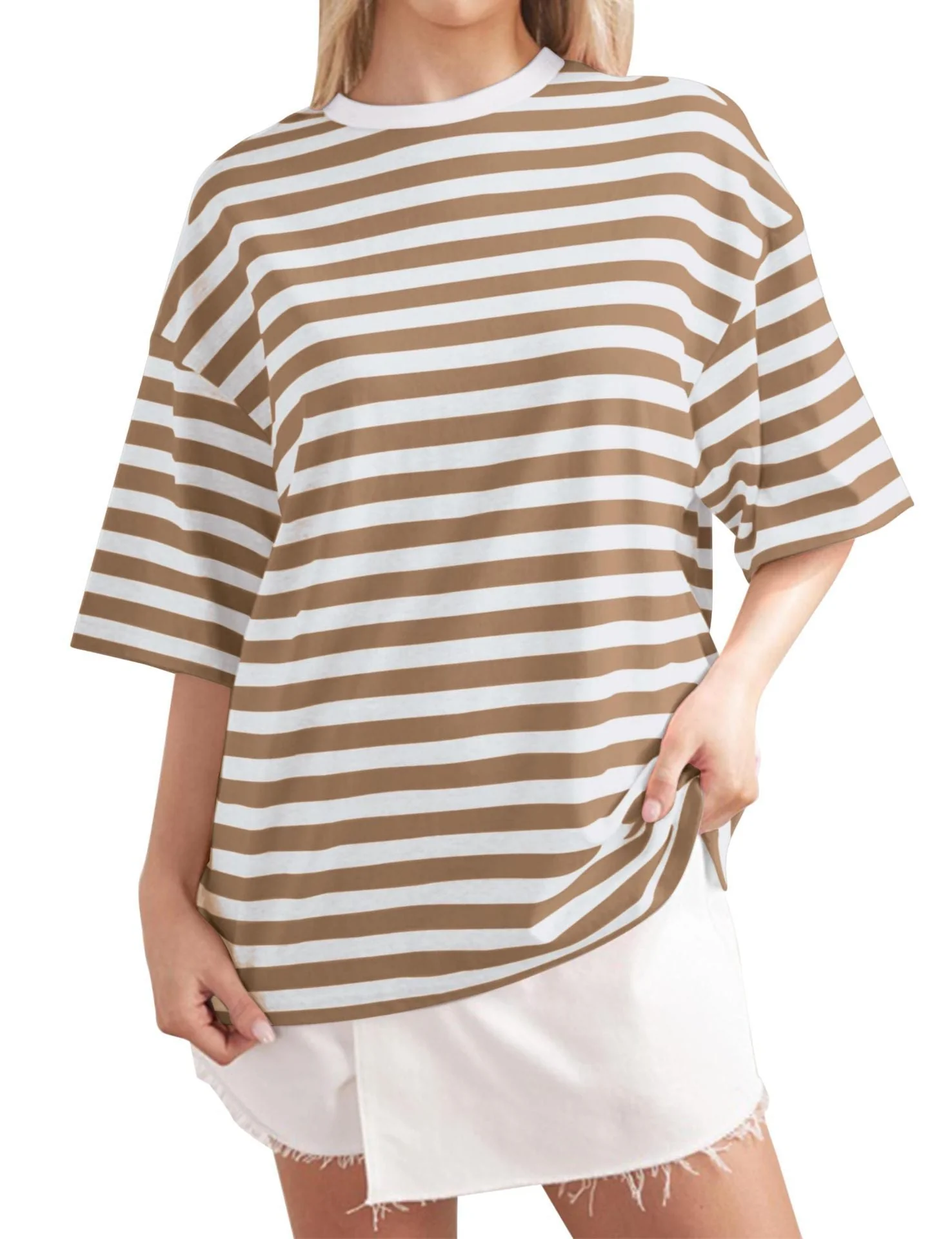 Colette- Damen Übergröße T-Shirt mit buntem Streifenmuster - Image 2