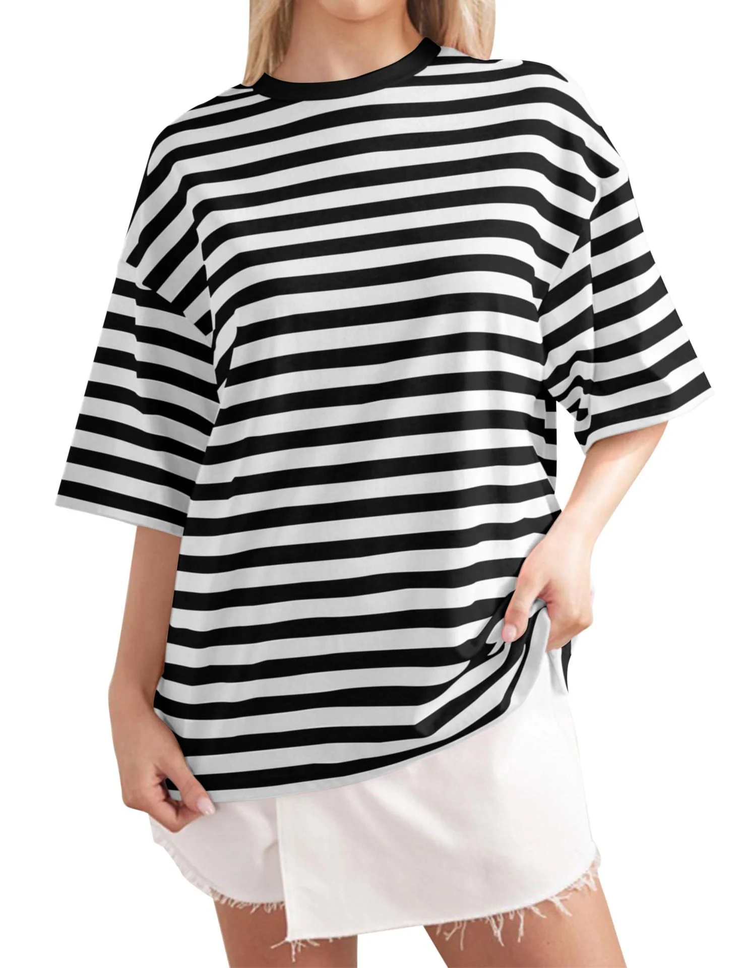 Colette- Damen Übergröße T-Shirt mit buntem Streifenmuster - Image 4