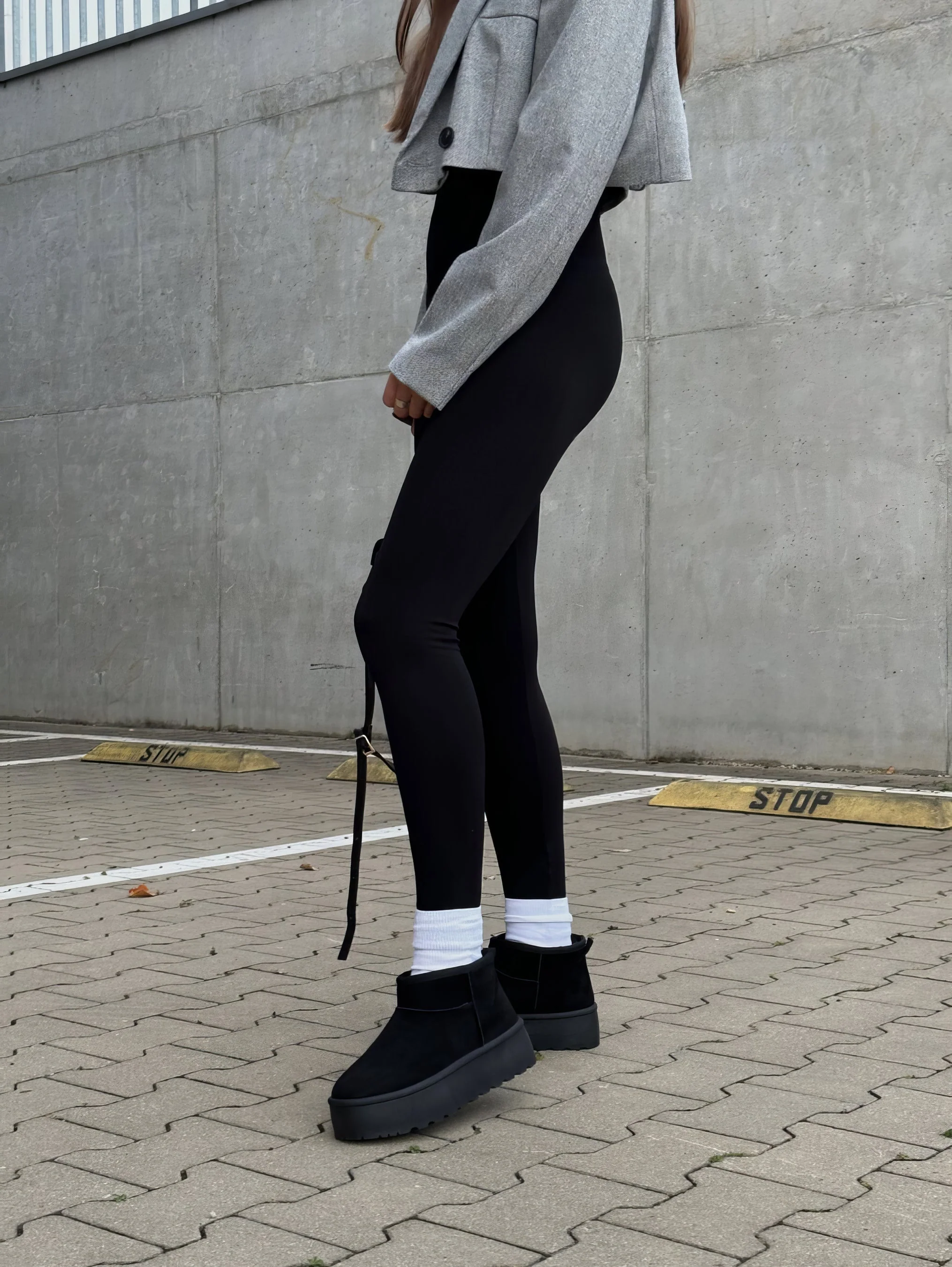 COMFY SHOEZ - Image 2