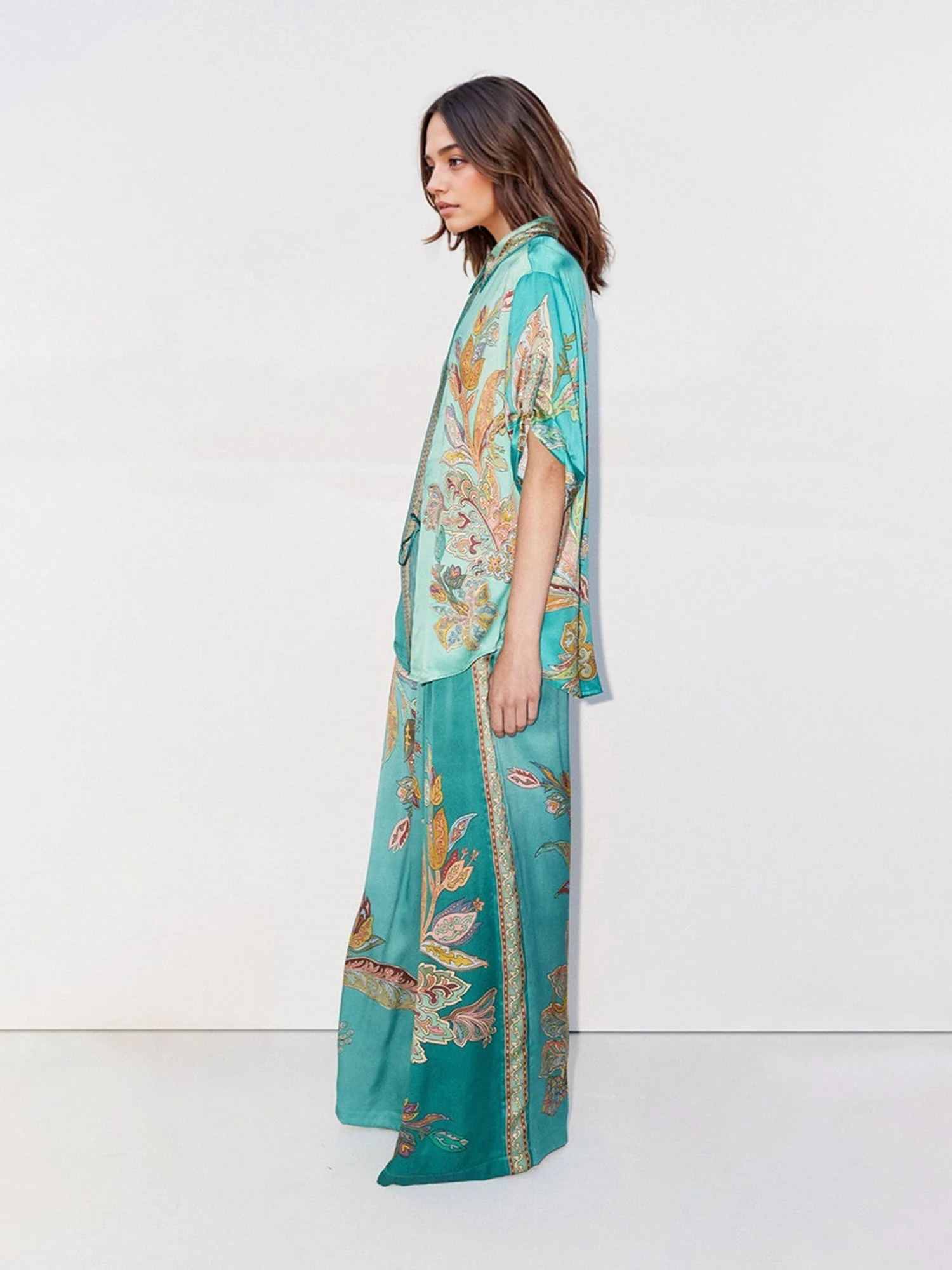 Completo Emerald Luxe – Oversized Hemd und Weitehose - Image 3
