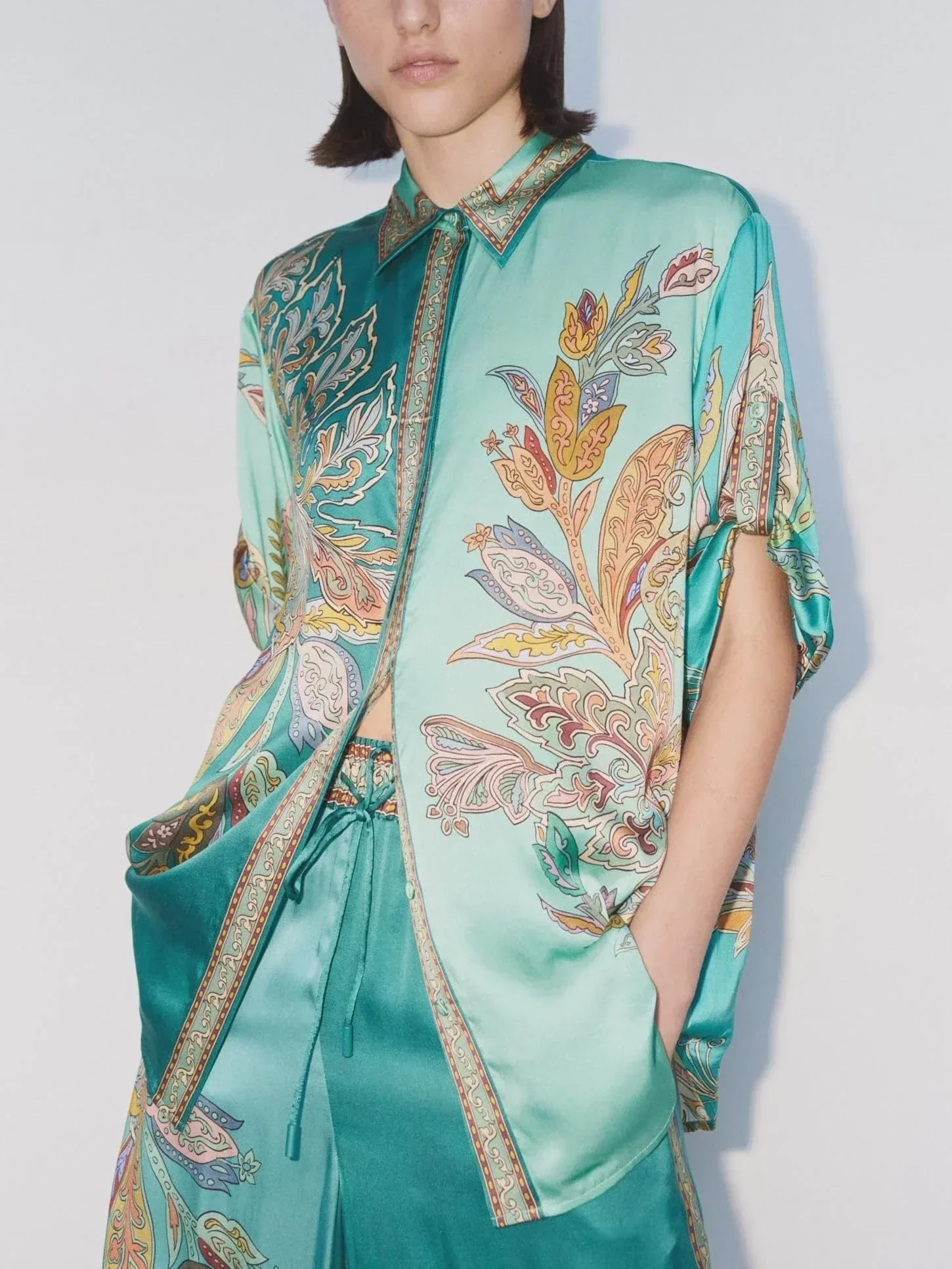 Completo Emerald Luxe – Oversized Hemd und Weitehose - Image 9