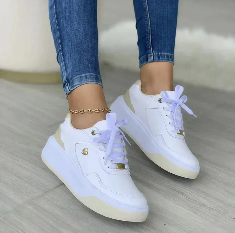 Corina | Zeitlose und elegante Sommer-Sneakers - Image 4