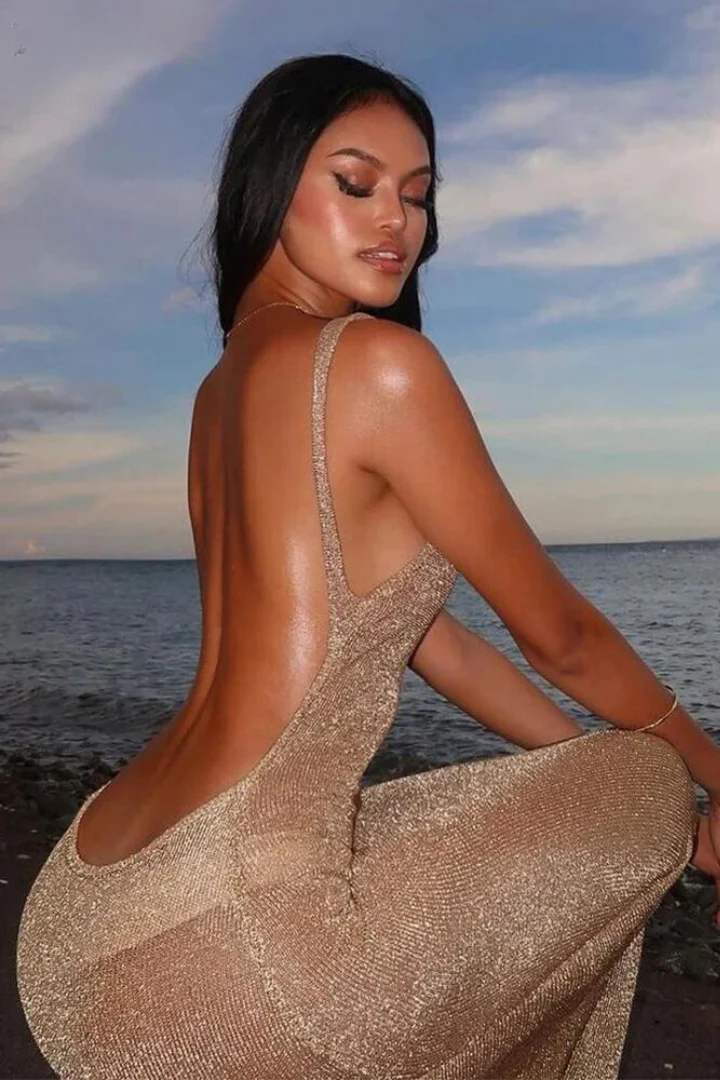 Corliss™ | Verziertes Rückenfreies Maxi-Kleid mit Schlitz - Image 7