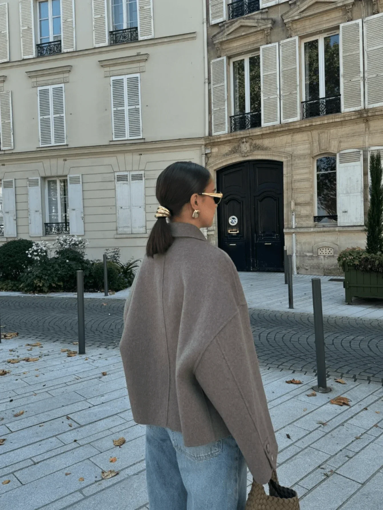 Cropped Wolljacke mit Knopfleiste – Zeitlos, Parisian & Herbstready - Image 2