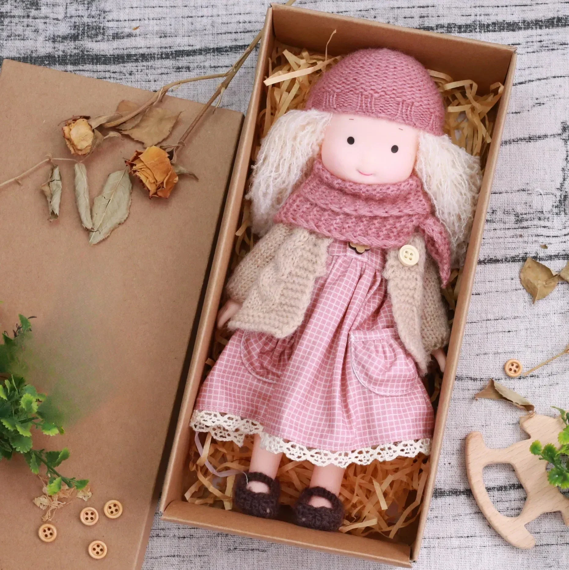CuddlyCharm | Plüsch-Anziehpuppe mit Accessoires Geschenkset