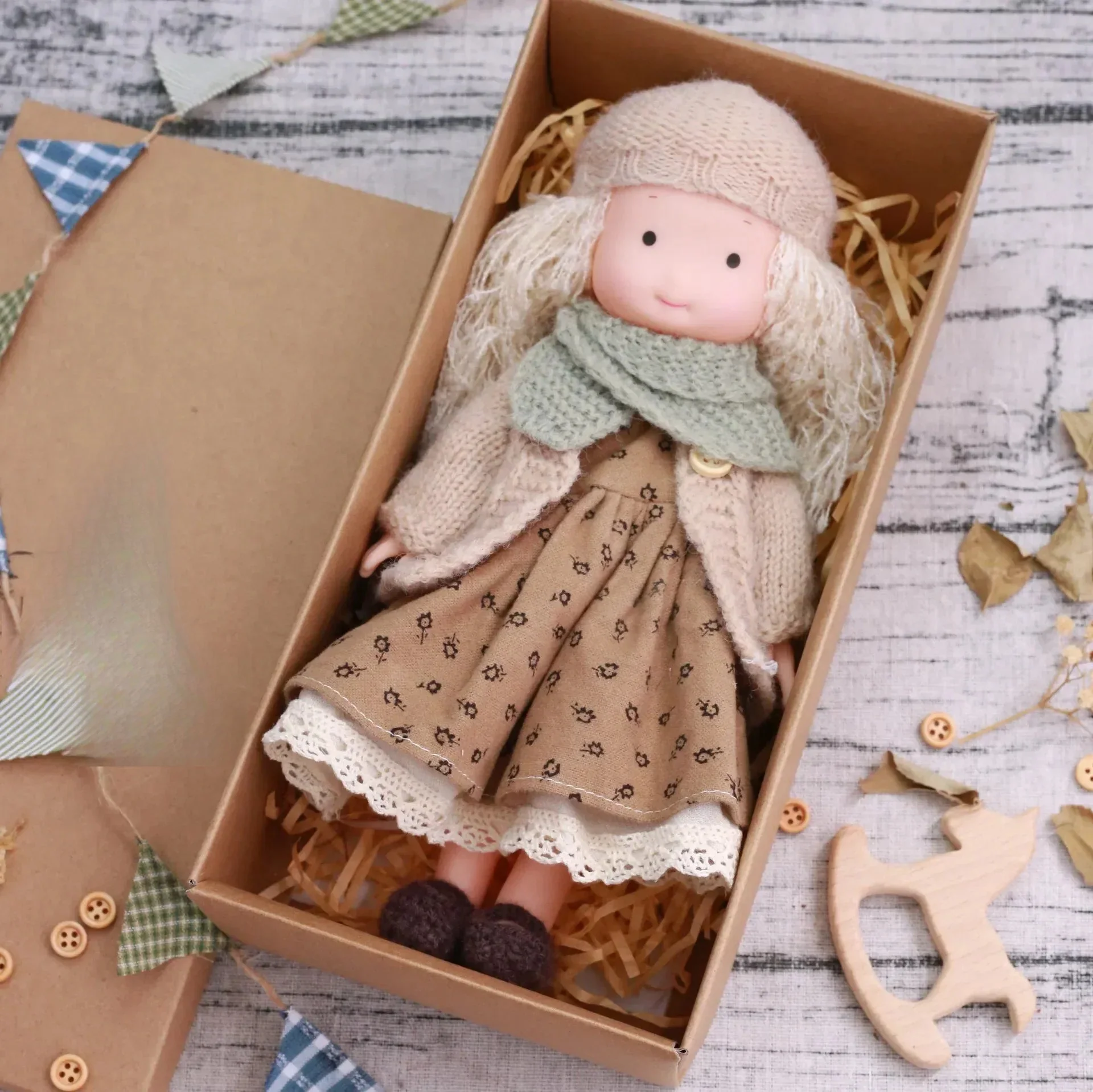 CuddlyCharm | Plüsch-Anziehpuppe mit Accessoires Geschenkset - Image 6
