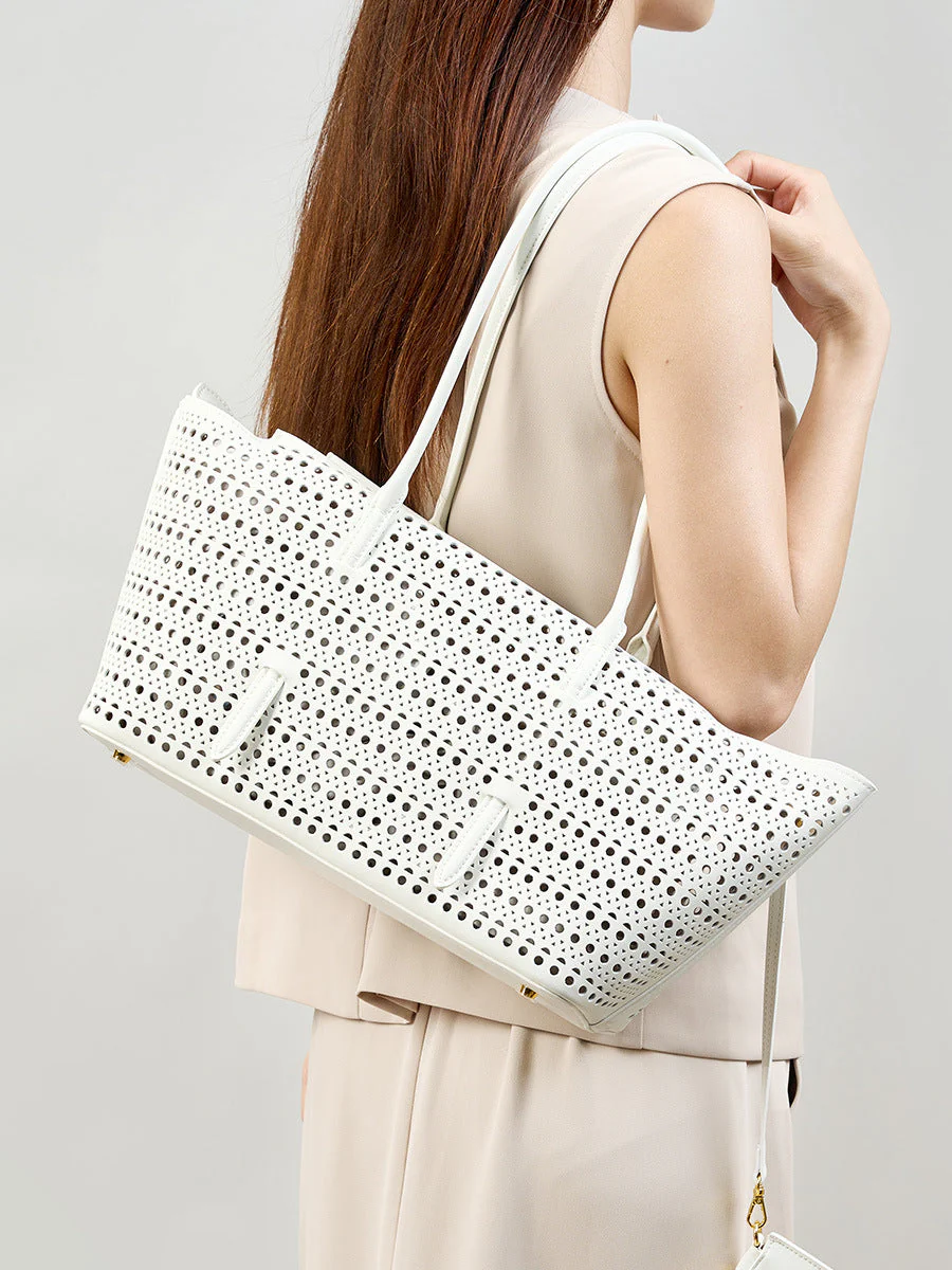 CYNTHIA - Image 3