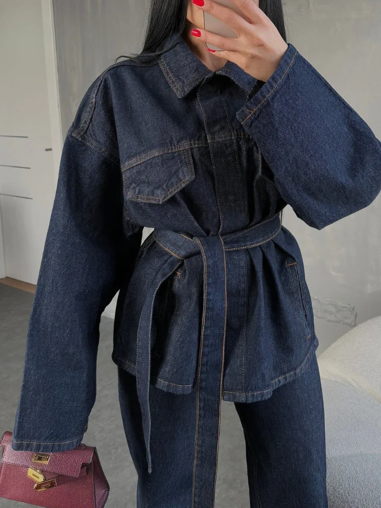 Damen-Denim-Set – Elegante Taillierte Jeansjacke mit Gürtel & Weite High-Waist Hose - Image 4