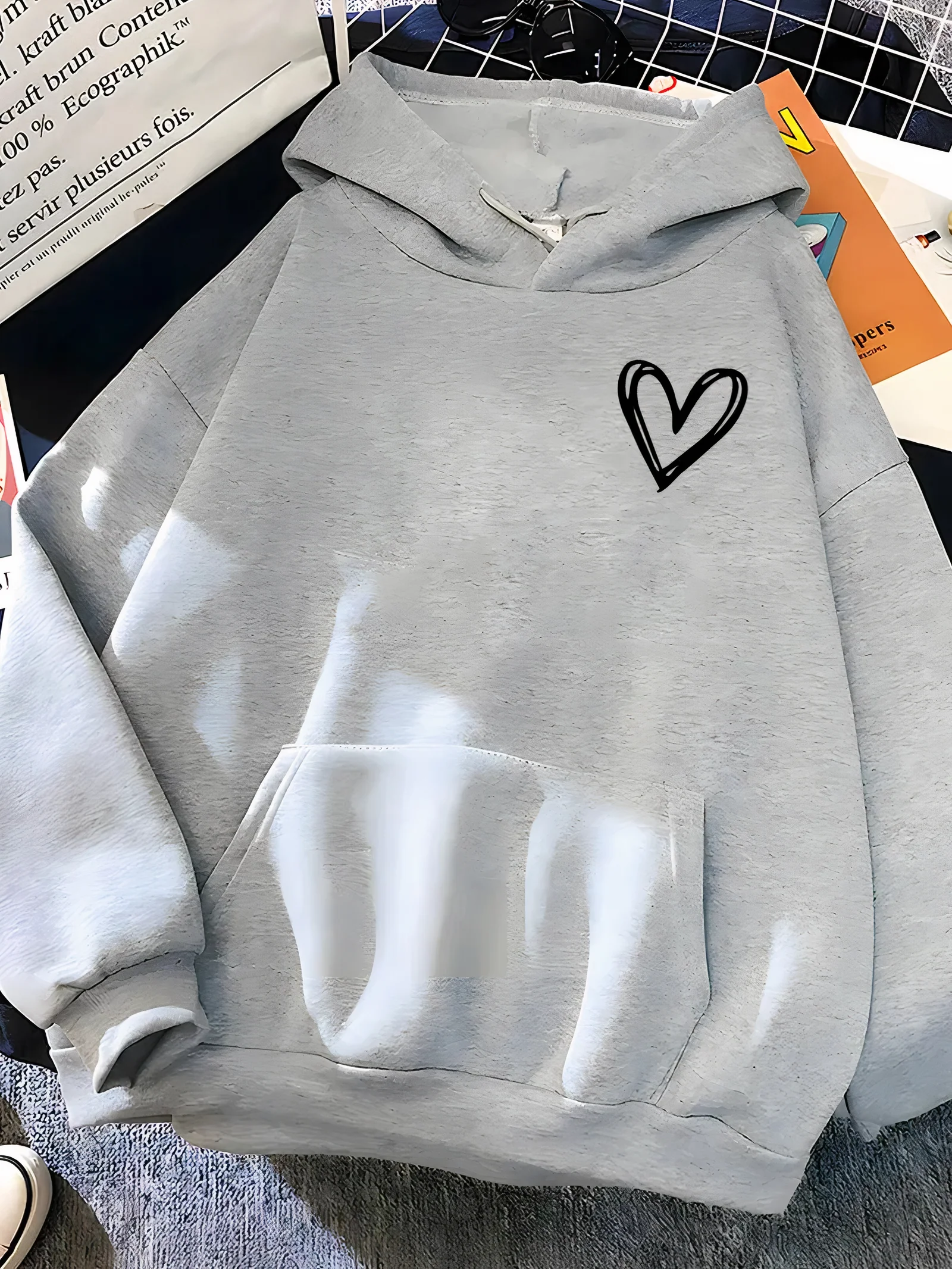 Damen Freizeit Kapuzenpullover mit Herz | Lockere Passform - Image 2