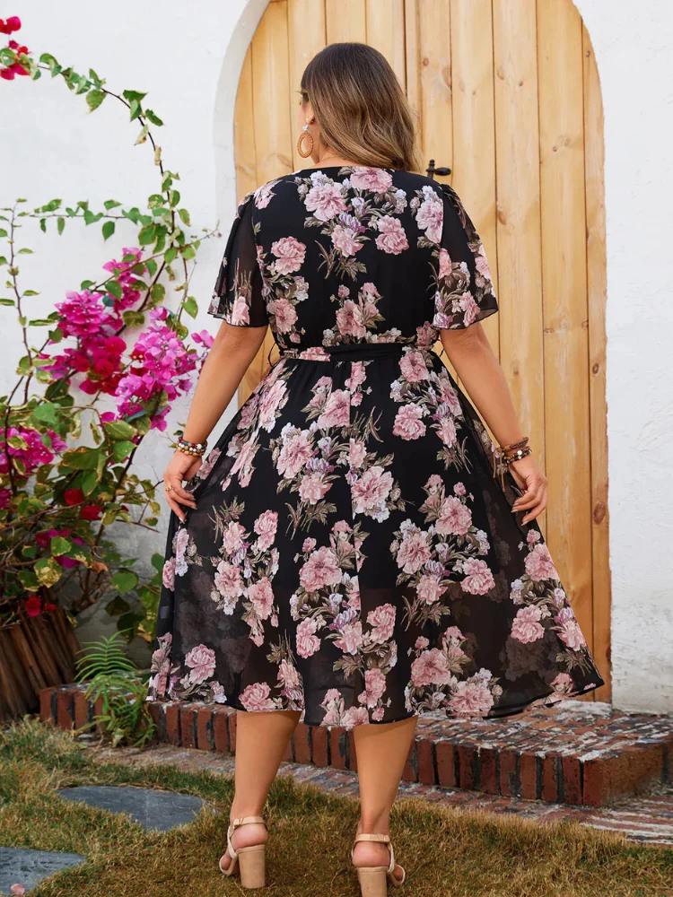Damen geblümtes Sommerkleid in Übergröße | Midi - Image 4