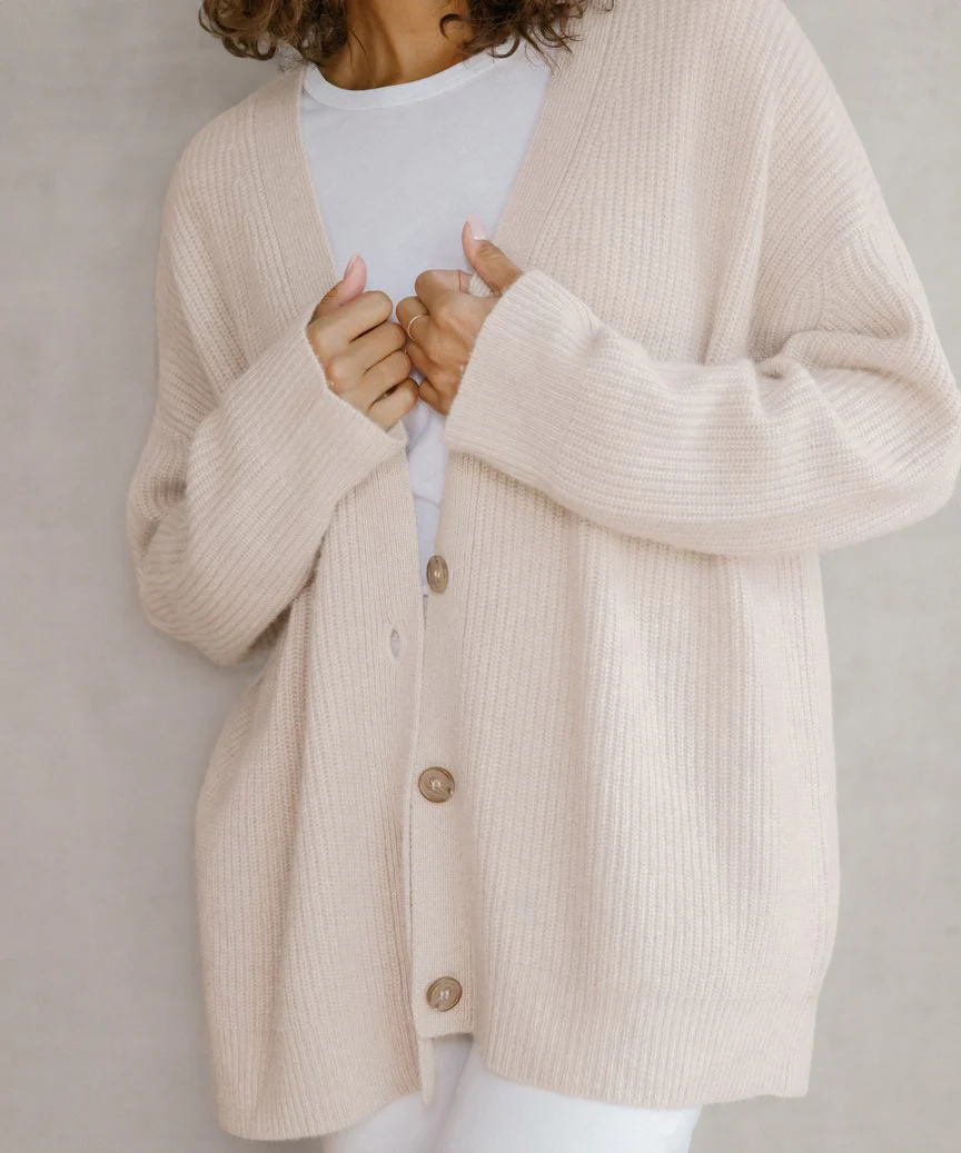 Damen Gerippt Knopf Daunen Strickjacke | Übergröße - Image 8