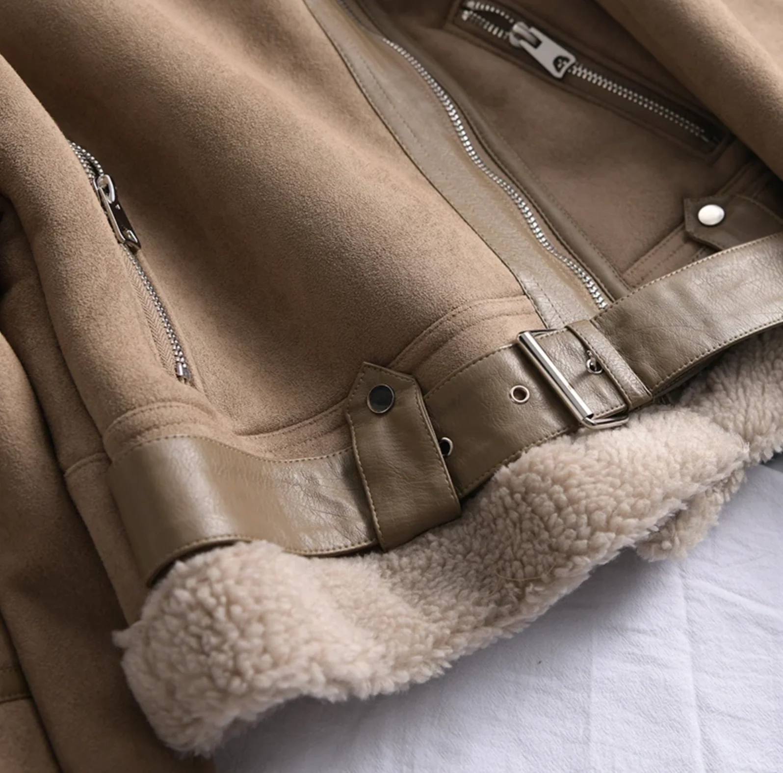Damen Jacke | kurze Form mit Reißverschluss und gefütterter Innenseite - Image 3
