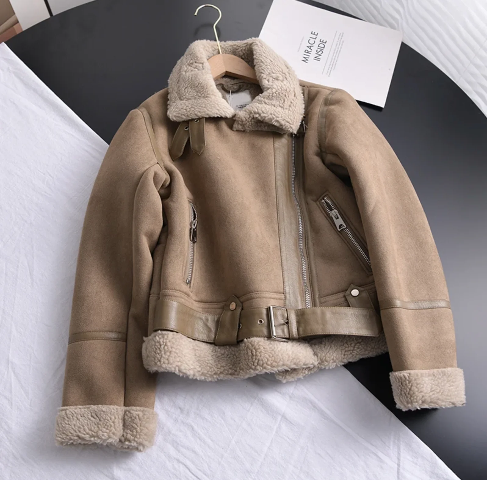 Damen Jacke | kurze Form mit Reißverschluss und gefütterter Innenseite - Image 7