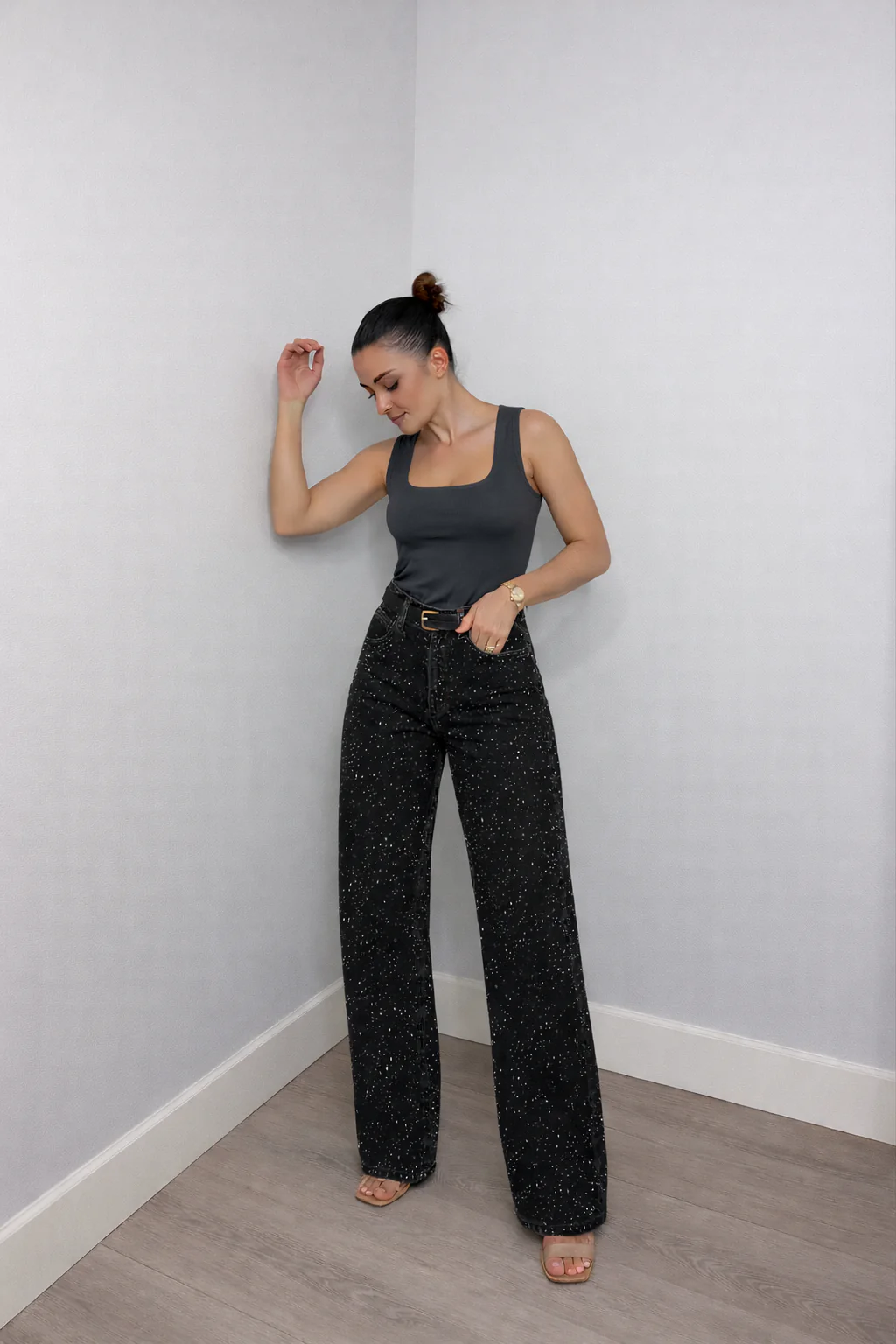 Damen Jeans | Hohe Taille mit geraden Linien und Detailakzenten - Image 6