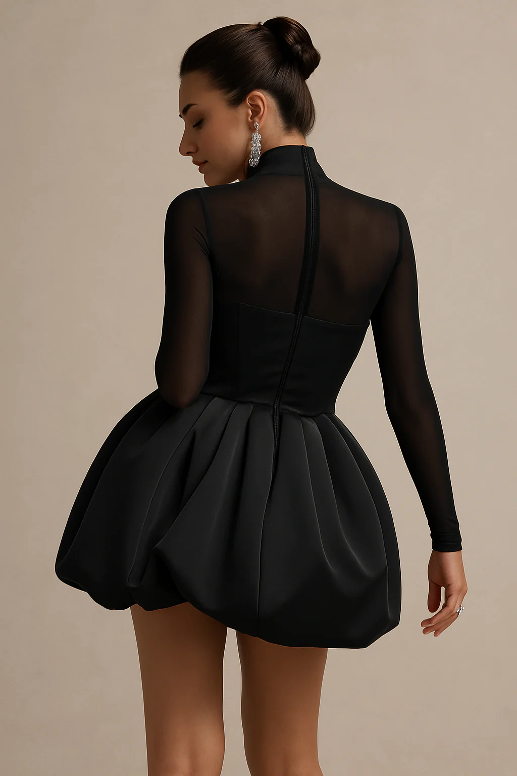 Damen Kleid | kurze Ausführung mit Volants und V-Ausschnitt - Image 4