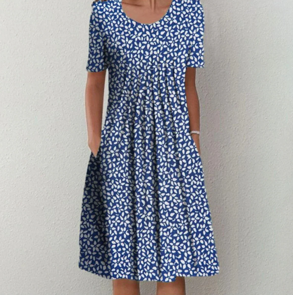 Damen Kleid Midi | Muster und durchgehende Linienführung - Image 4