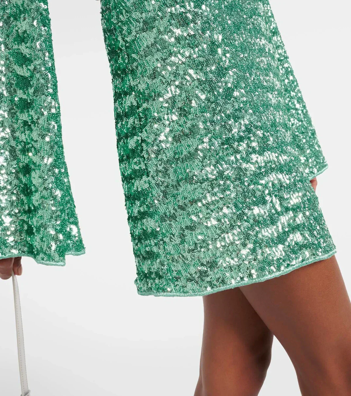 Damen Kleid | mini-Länge mit V-Ausschnitt und weiten Ärmeln - Image 6