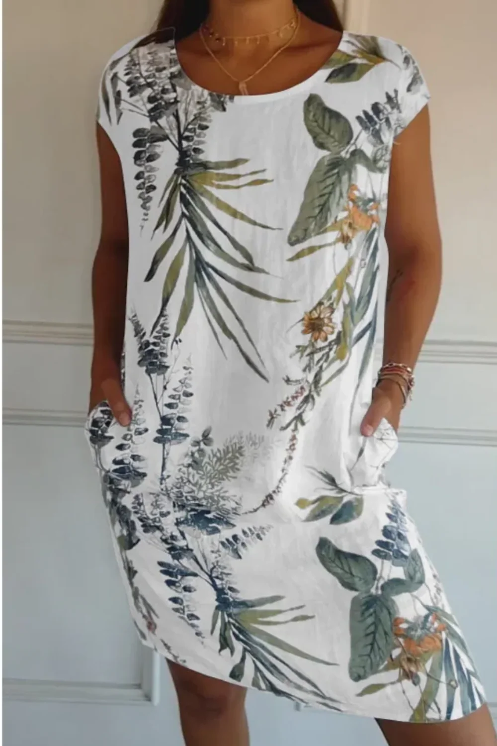 Damen lässiges geblümtes Kleid mit Taschen | Mini - Image 5