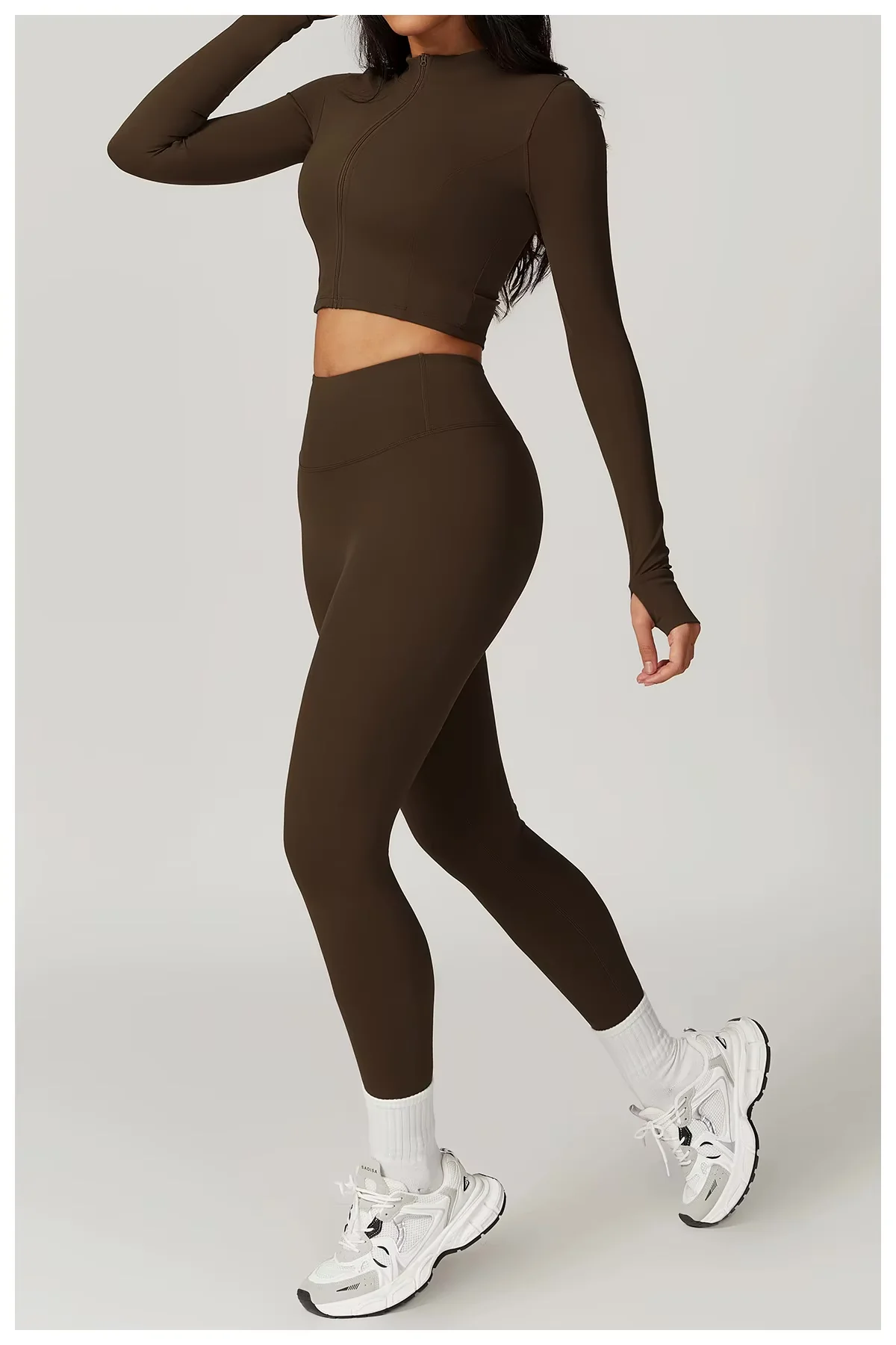 Damen Sportset | Dreiteilige Ausführung mit Weste, Oberteil und Hose - Image 5