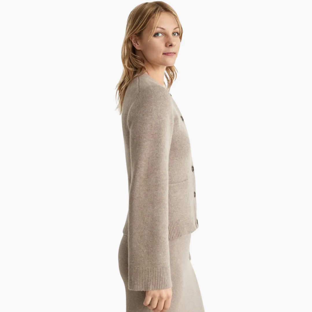 Damen Strickjacke mit Knöpfen und Rundhalsausschnitt - Image 2