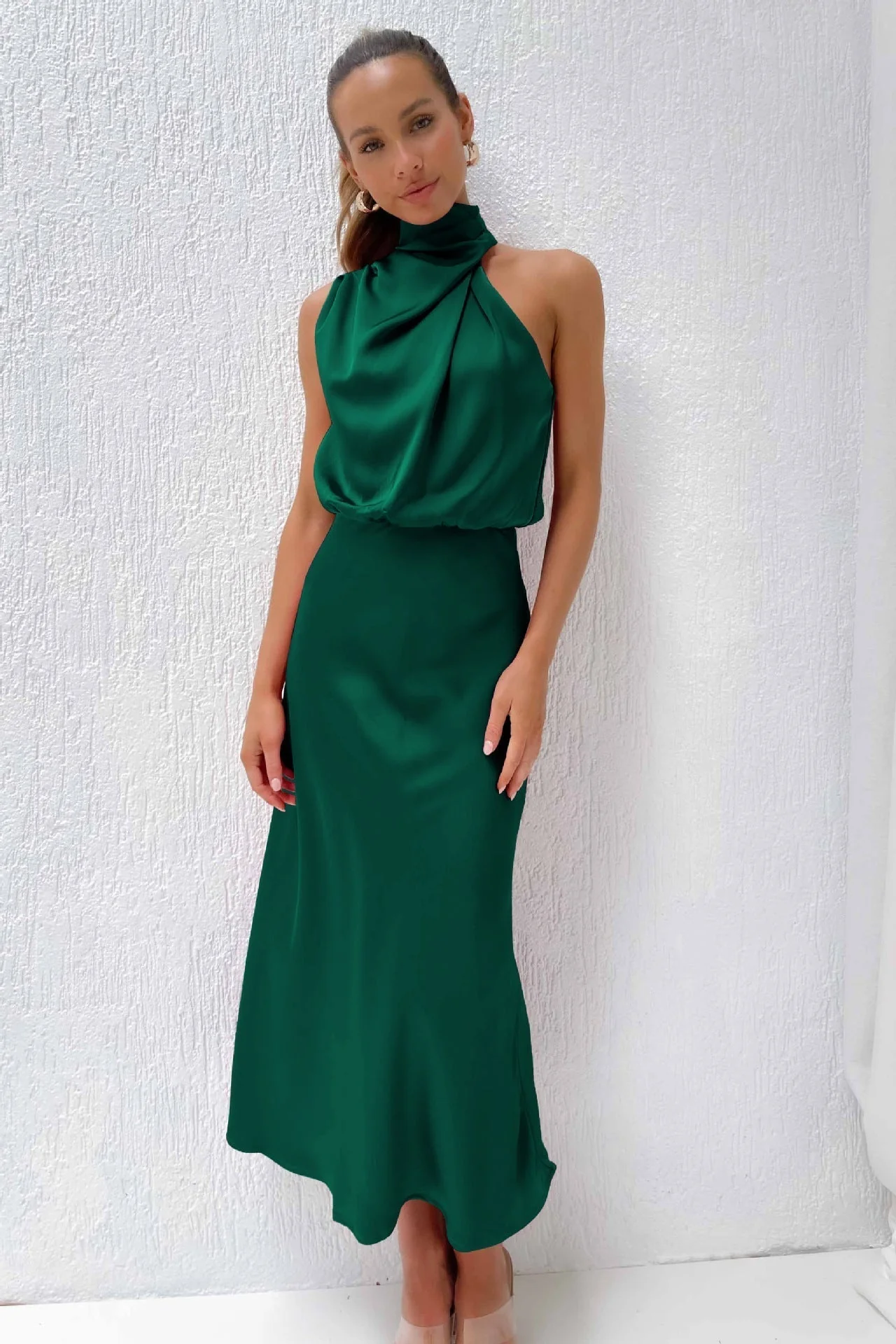 Damenkleid | Neckholder und A-Linienschnitt - Image 13