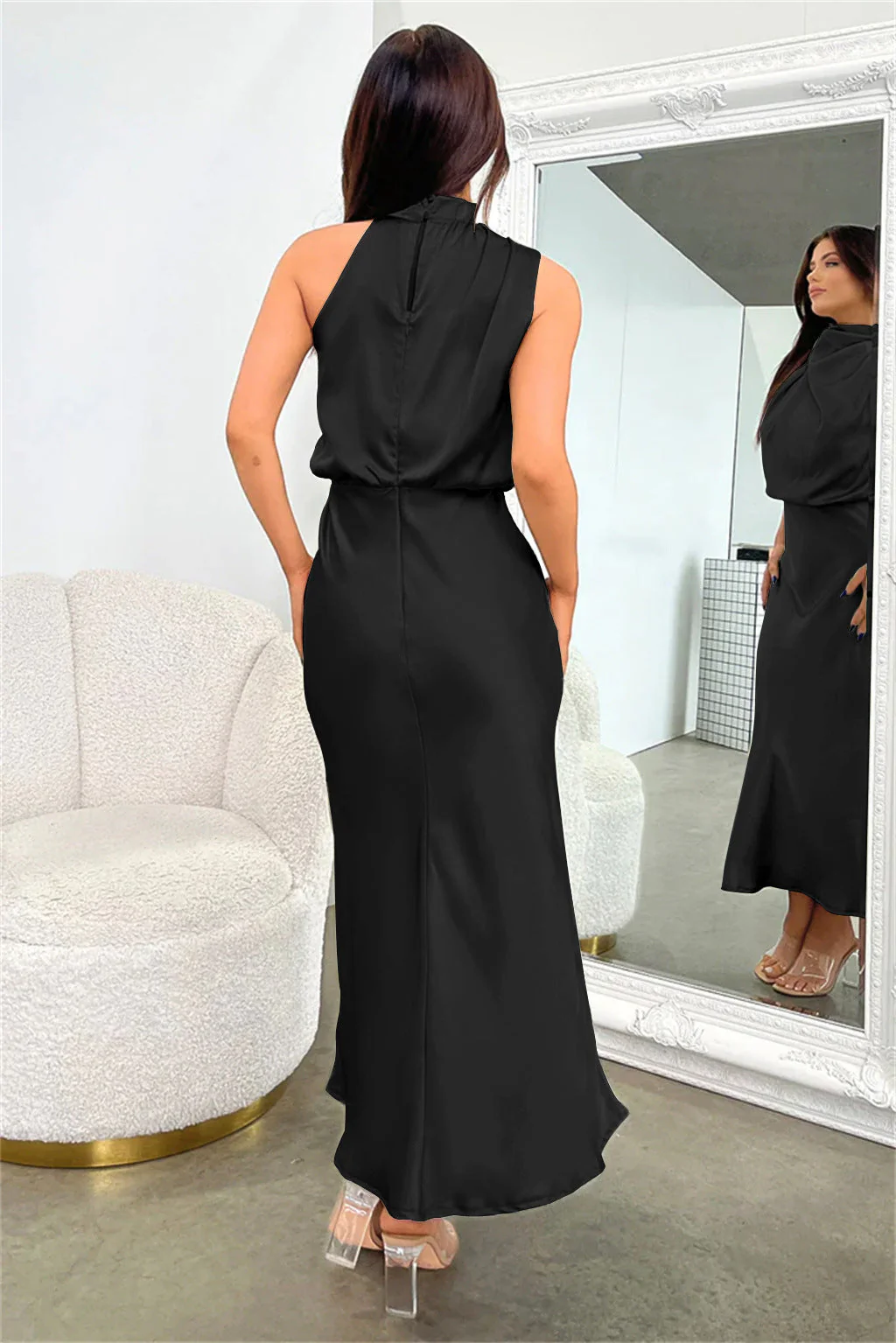 Damenkleid | Neckholder und A-Linienschnitt - Image 4