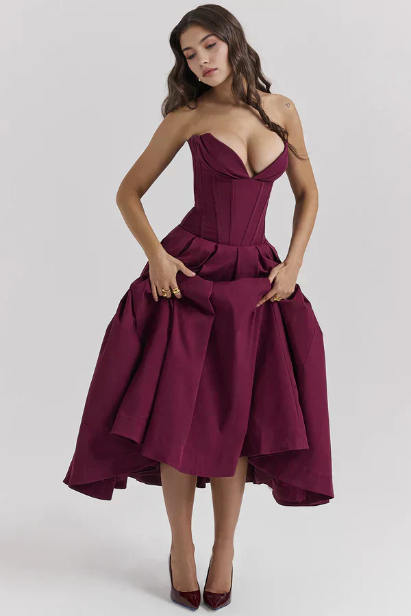 Damenkleid | Trägerlose Ausführung und mittlere Länge - Image 6