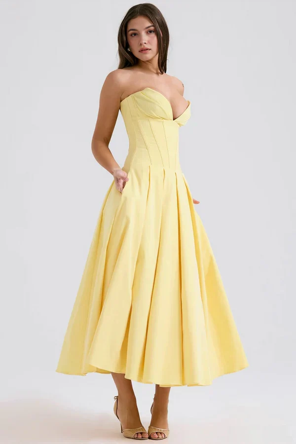Damenkleid | Trägerlose Ausführung und mittlere Länge - Image 9
