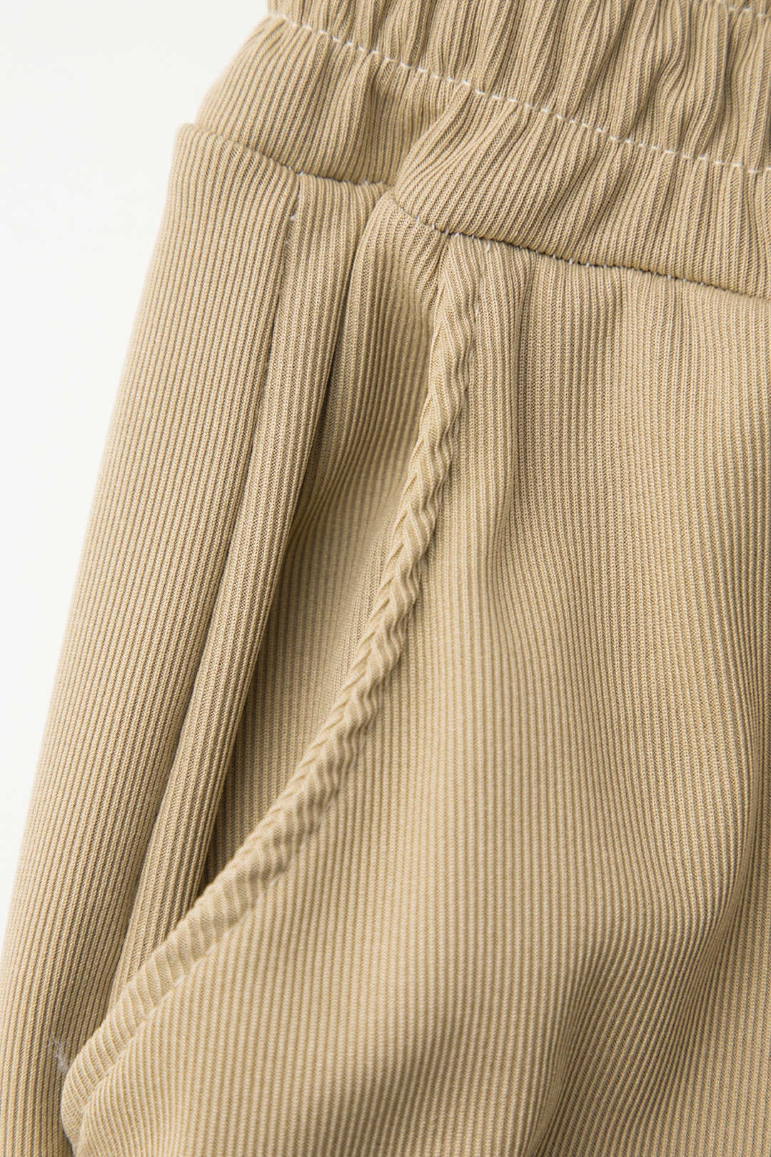 Daniela | Elegantes Zweiteiler-Set mit Asymmetrischem Oberteil & Weiten Hosen - Image 7