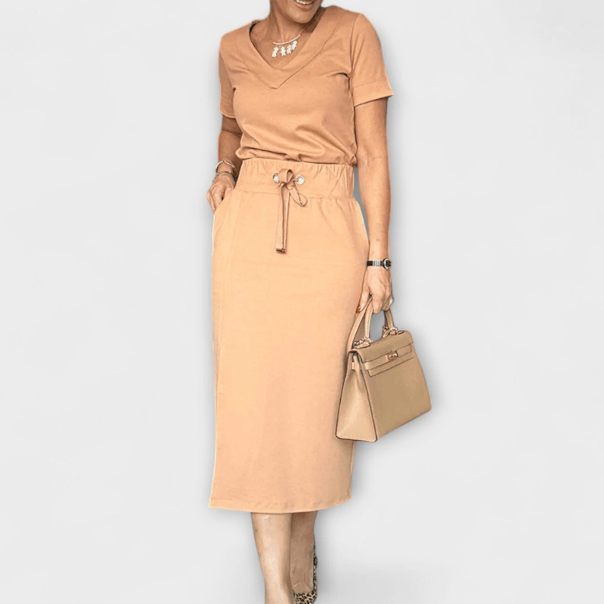 Danielle - Elegantes V-Ausschnitt-Top mit passendem Rock - Image 3