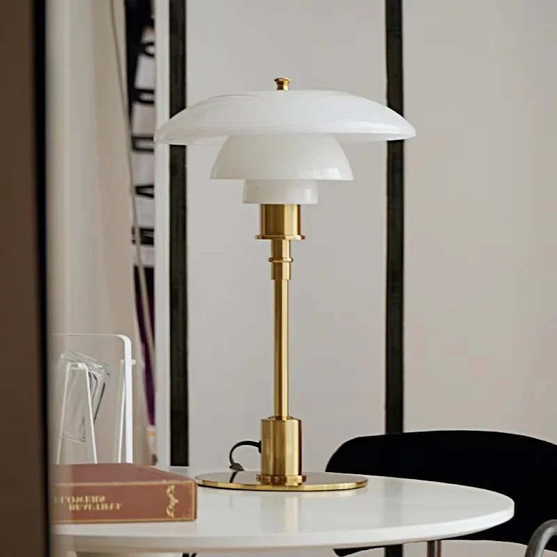 Dänische Designer-LED-Tischleuchte - Image 10